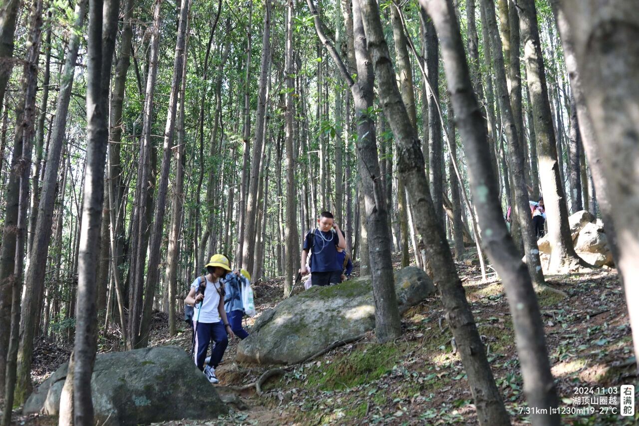 右满舵百线共享 | NO.85:湖顶山圈越 配图8